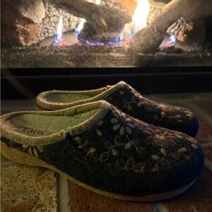 Taos Grey Floral Slippers